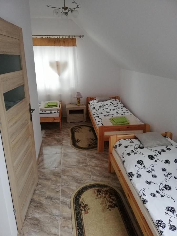 Potok 5 Hotel Zloczew Eksteriør billede